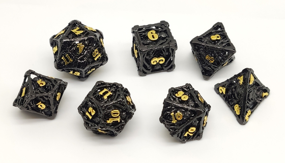 O metal portátil inodoro dos dados de DND, mão cinzelou dados pretos do RPG
