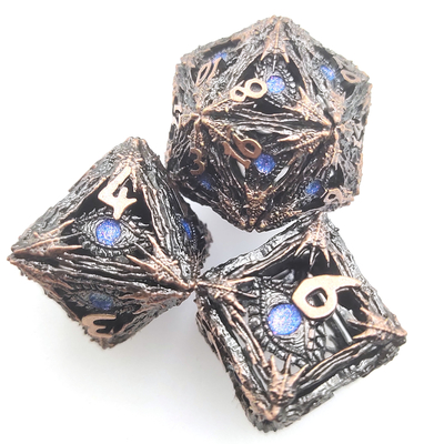 O peso leve chapeado ouro da resina para dados poliédricos da coleção ajustou o jogo de mesa de DND