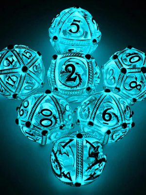 Os Dungeon e os dragões do poliedro na resina escura de DND cortam afiado feito sob encomenda