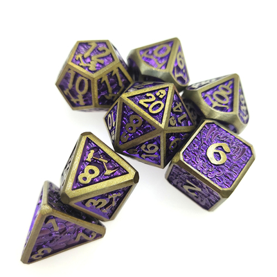 O ouro de moedura do manual de pouco peso chapeou o metal Mini Dice afirma o cartão