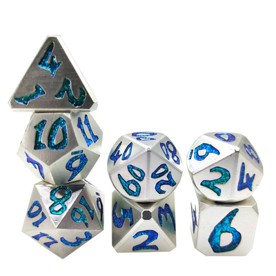 Conjunto de dados amigável Multiuso esculpido em metal poliédrico Dados de RPG D6 D8 D10