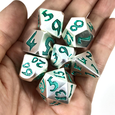 Conjunto de dados artesanais resistentes ao desgaste de liga de zinco DND para DND ou RPG