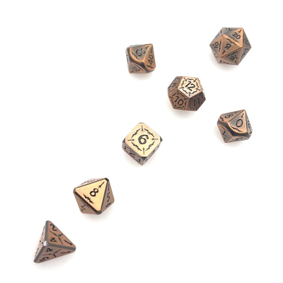 O RPG do metal corta desgaste ajustado - o metal durável resistente do preto do ouro corta poliédrico