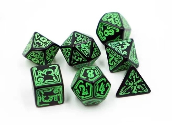 Moderno RPG jogo de dados conjunto 20mm Negro fundo padrão de cores