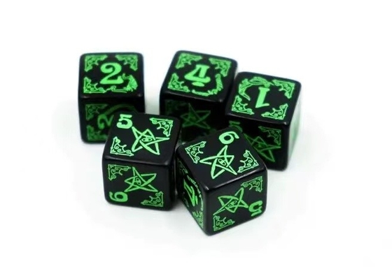 Moderno RPG jogo de dados conjunto 20mm Negro fundo padrão de cores