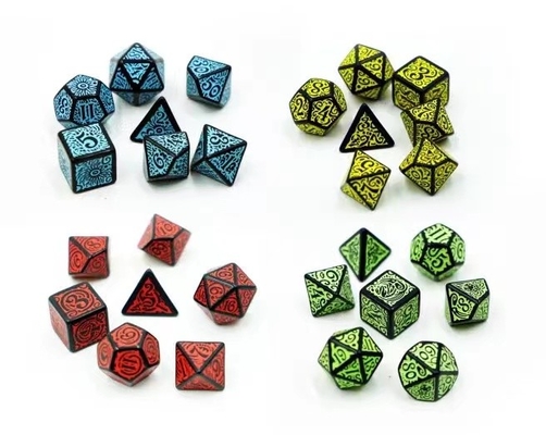 Moderno RPG jogo de dados conjunto 20mm Negro fundo padrão de cores