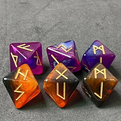 D8 Runas Viking dados poliédricos de labradorita Futhark / Divinação dados para olhar para o cristal