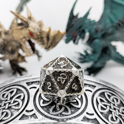 Multifacetado Metal RPG dados Dragão Voador Sólido Dragão Liso DND