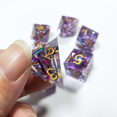 Faixa de cor púrpura Resina Boarding Dice Set Dragão e masmorra