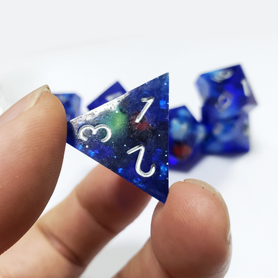 Blue Crystal Skull Resin Boarding Dice Set Dragão e Masmorra