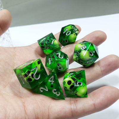 Green Crystal Skull Resin Boarding Dice Set Dragão e Masmorra
