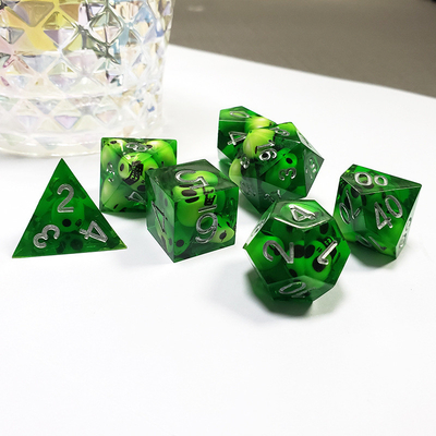 Green Crystal Skull Resin Boarding Dice Set Dragão e Masmorra