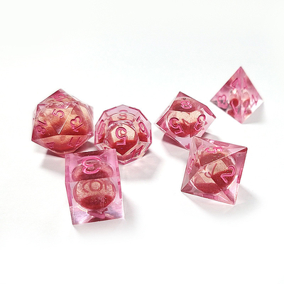 Quadros poliédricos de resina de cristal vermelho para atividades sortudas