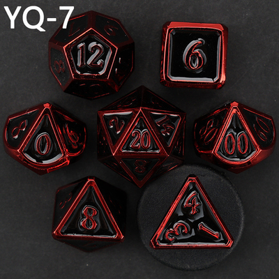 Dado DND de metal personalizado de cor sólida de dados de poliedro de metal com números de prata, usado para o jogo de xadrez D &amp; D