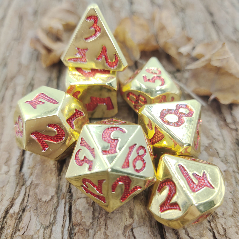 Grupo poliédrico luxuoso dos dados do D4, do D6, do D8, do D10, do D12, do D20 e de D% para jogos de cartas do RPG